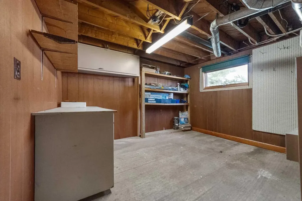 211 9 Street N Vauxhall AB T0K 2K0