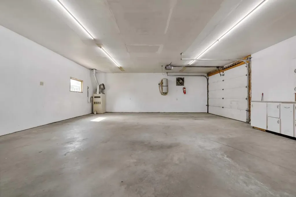 211 9 Street N Vauxhall AB T0K 2K0
