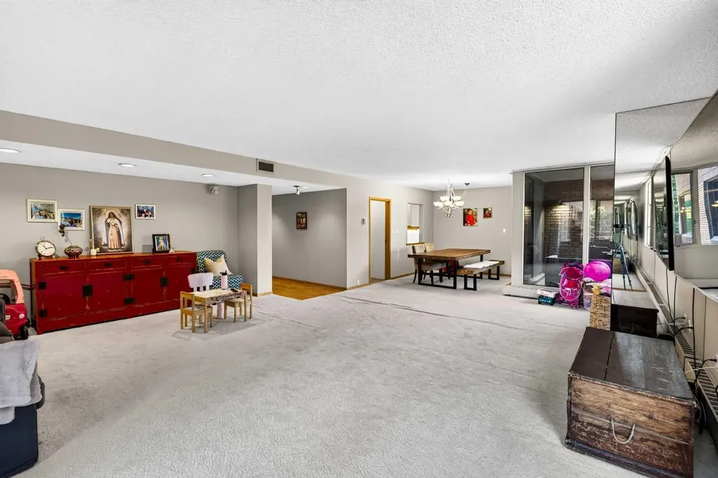 500 Eau Claire Avenue SW Calgary AB T2P 3R8