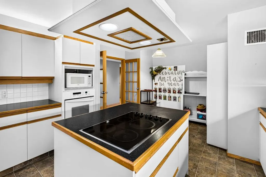 500 Eau Claire Avenue SW Calgary AB T2P 3R8