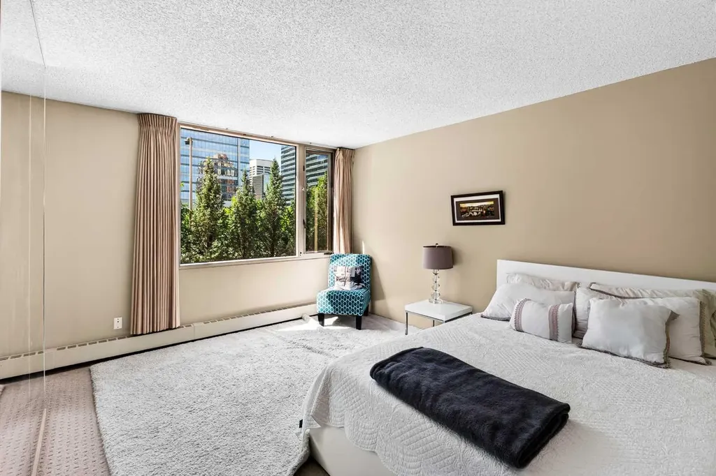 500 Eau Claire Avenue SW Calgary AB T2P 3R8