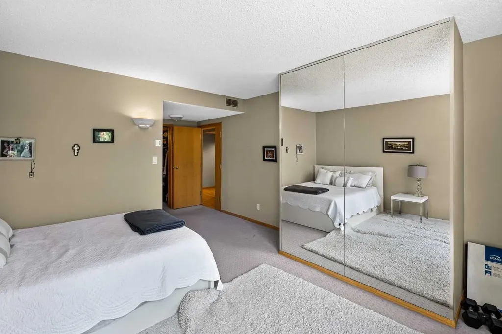 500 Eau Claire Avenue SW Calgary AB T2P 3R8