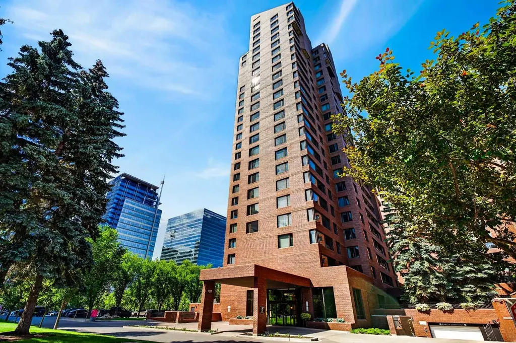 500 Eau Claire Avenue SW Calgary AB T2P 3R8
