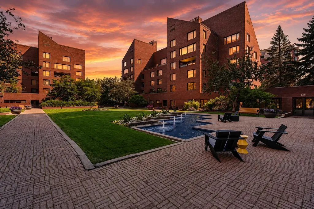 500 Eau Claire Avenue SW Calgary AB T2P 3R8