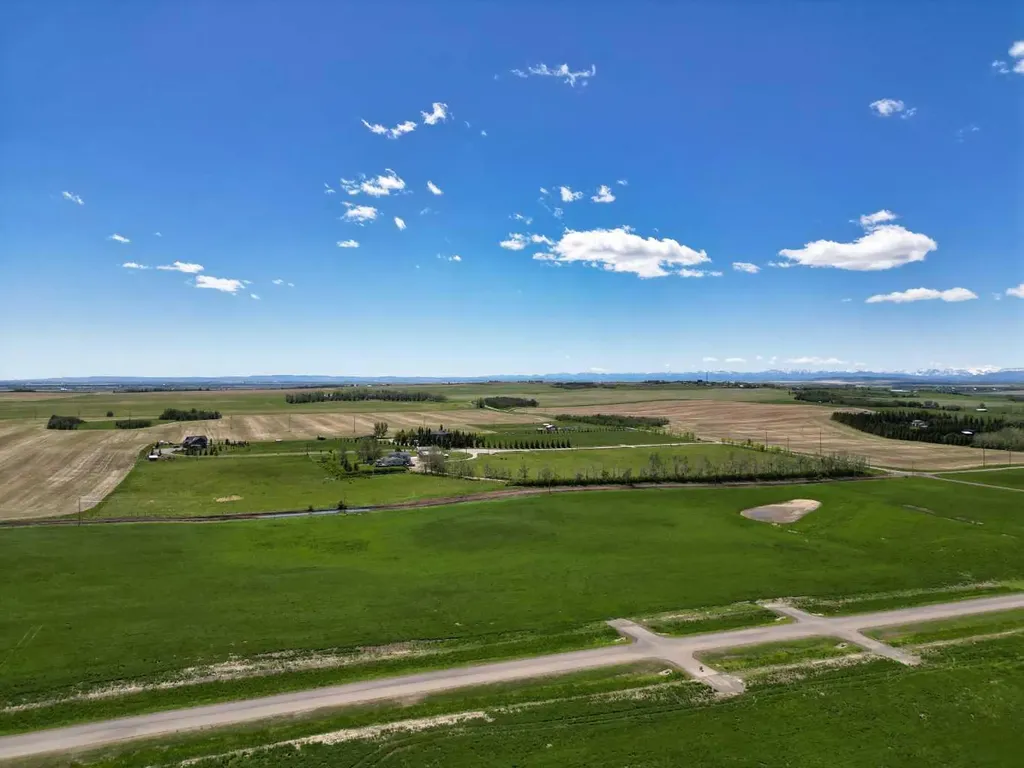 Lot 1, 386222 32 Street E Rural Foothills County AB T1S 6C3