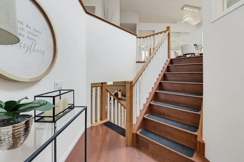 359 Hidden Ranch Place NW Calgary AB T3A 5N7