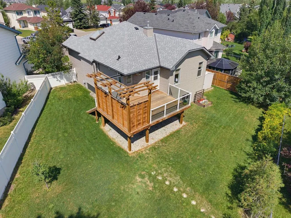 359 Hidden Ranch Place NW Calgary AB T3A 5N7