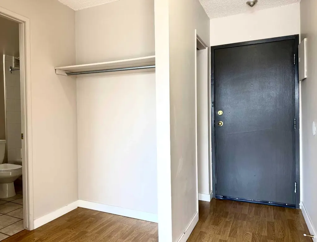4820 47 Avenue Red Deer AB T4N 6B9