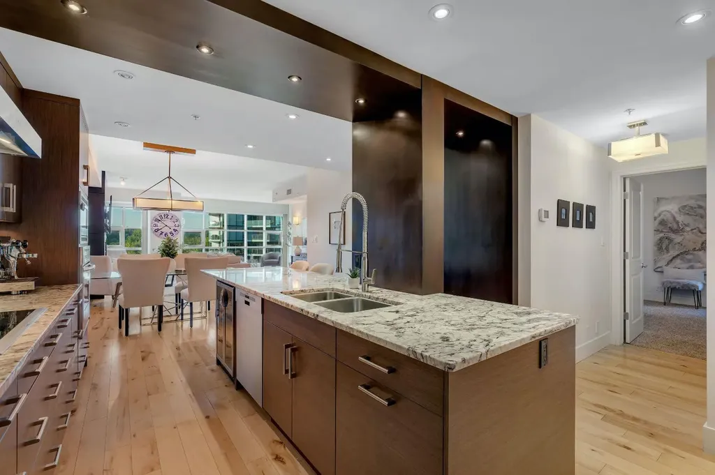 110 7 Street SW Calgary AB T2P 5M9