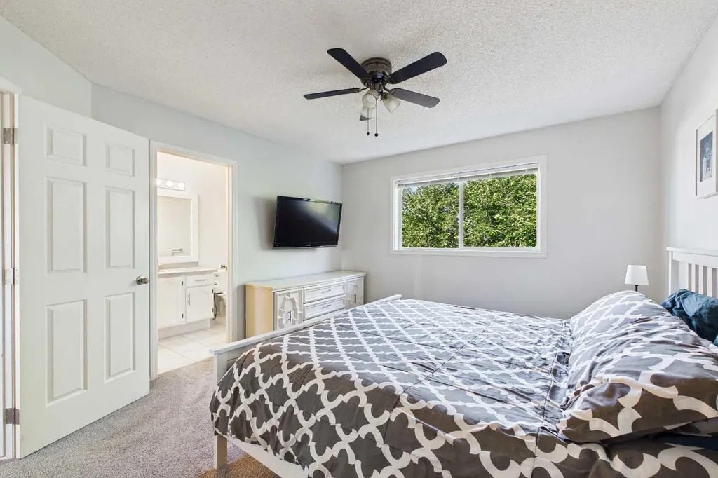 70 Coventry Crescent NE Calgary AB T3K 4Y9