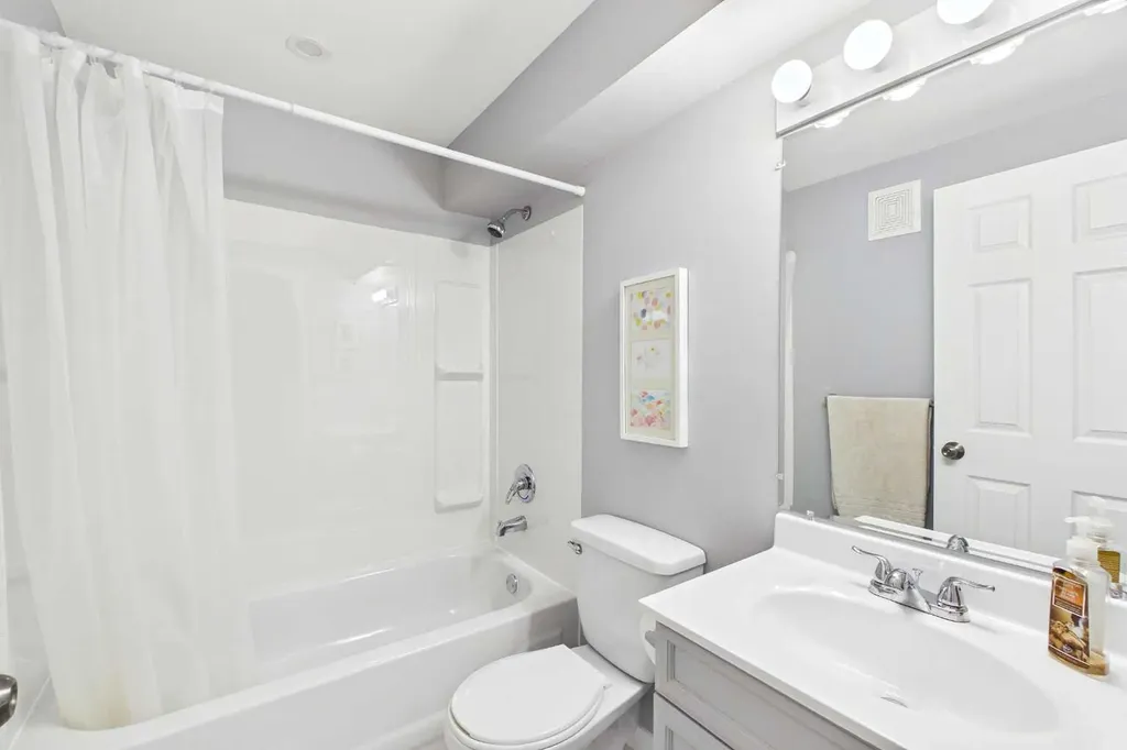 70 Coventry Crescent NE Calgary AB T3K 4Y9