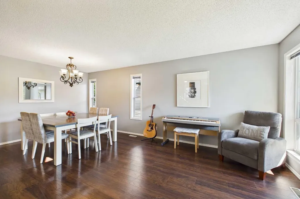 70 Coventry Crescent NE Calgary AB T3K 4Y9