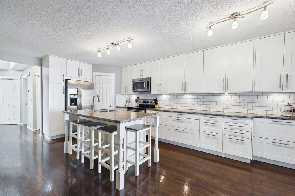 70 Coventry Crescent NE Calgary AB T3K 4Y9