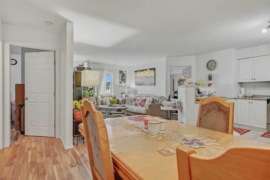 11220 104 Avenue Grande Prairie AB T8V 0P3