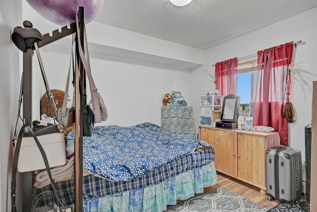 11220 104 Avenue Grande Prairie AB T8V 0P3