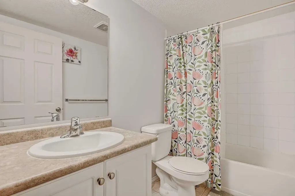 11220 104 Avenue Grande Prairie AB T8V 0P3