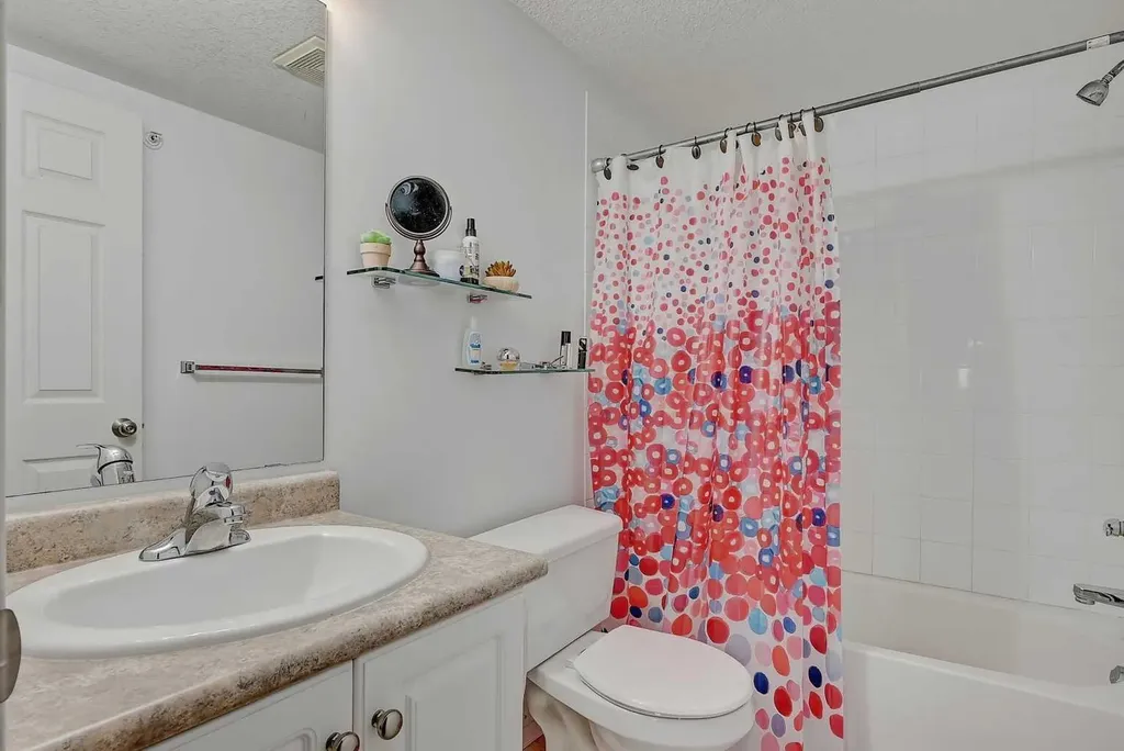 11220 104 Avenue Grande Prairie AB T8V 0P3