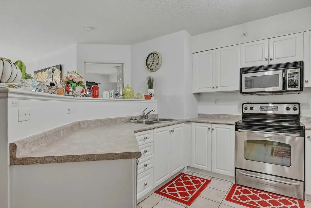 11220 104 Avenue Grande Prairie AB T8V 0P3