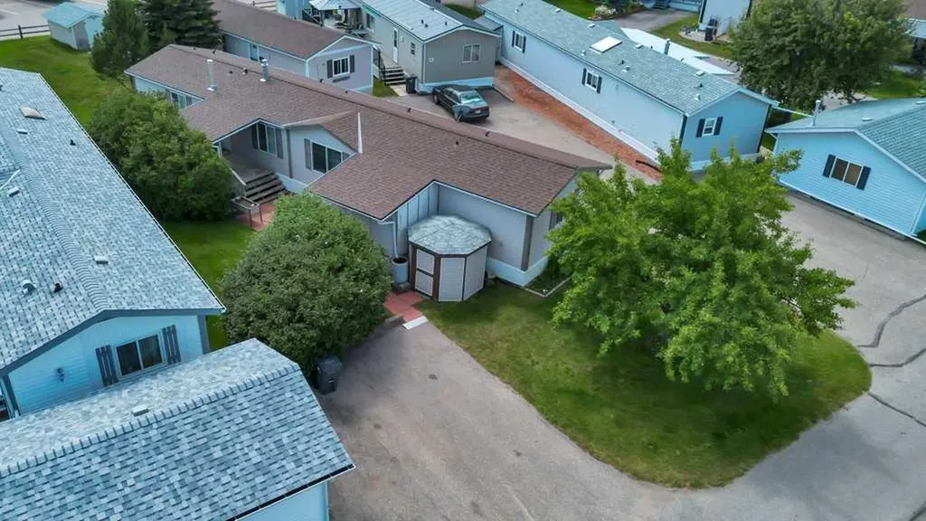 38 Doubletree Way Strathmore AB T1P 1M8