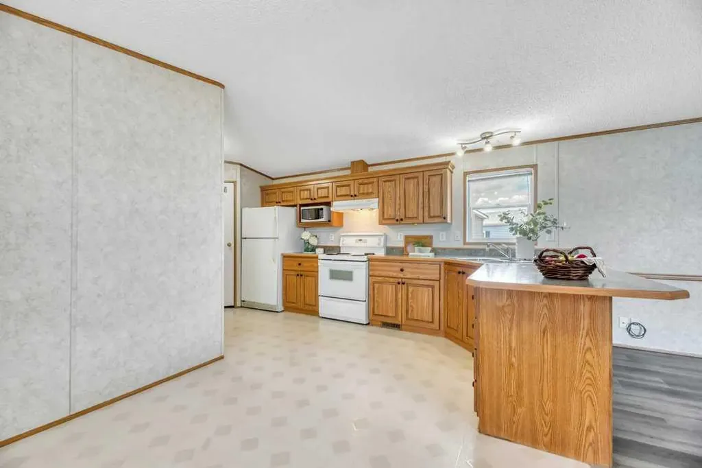 38 Doubletree Way Strathmore AB T1P 1M8