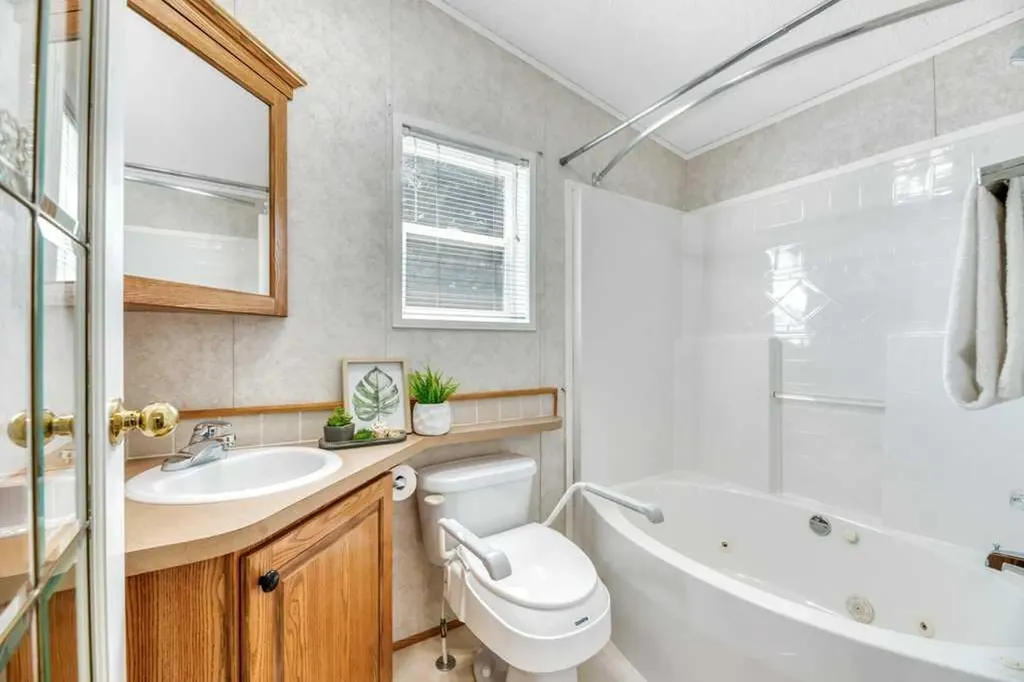 38 Doubletree Way Strathmore AB T1P 1M8