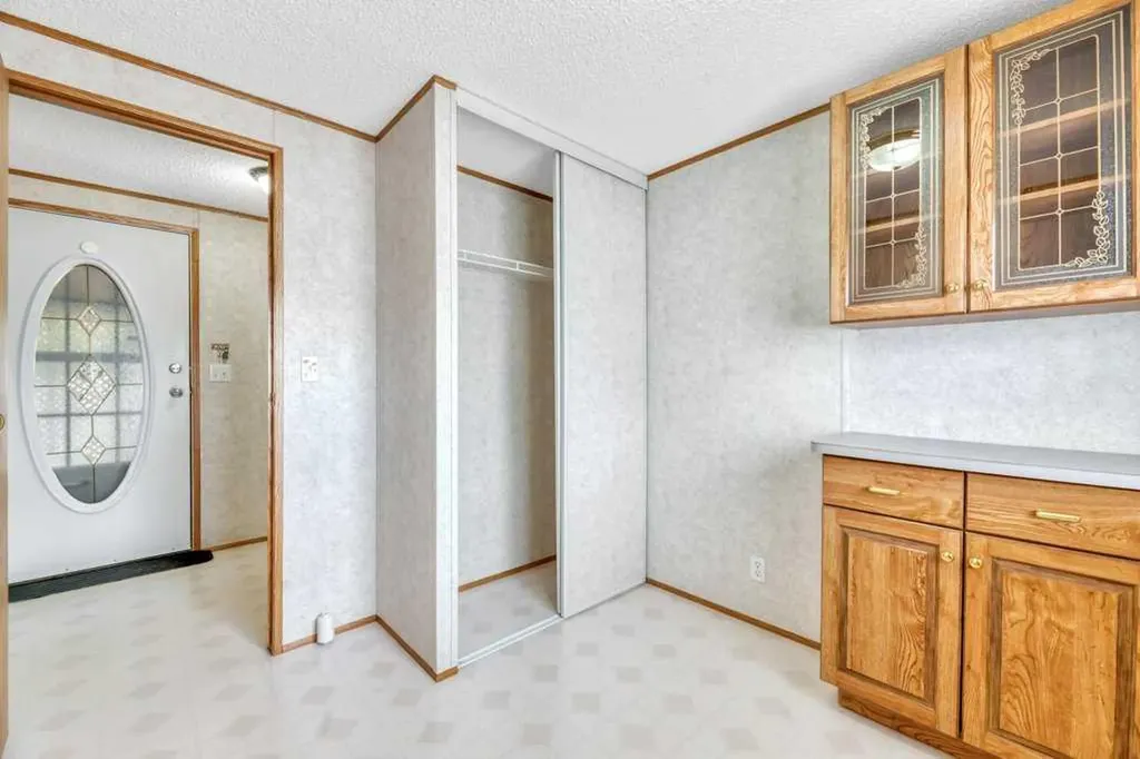 38 Doubletree Way Strathmore AB T1P 1M8