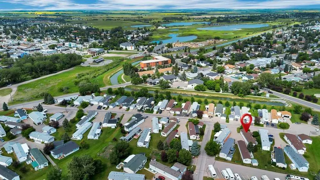 38 Doubletree Way Strathmore AB T1P 1M8