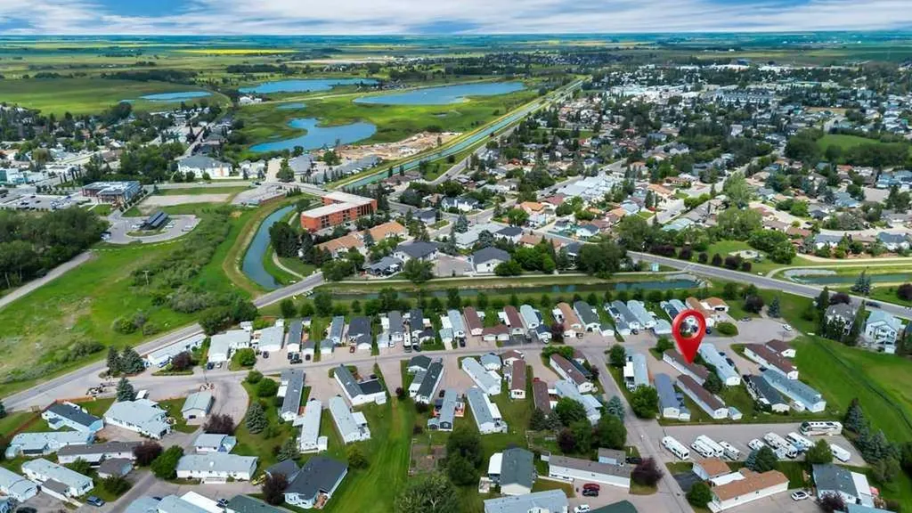 38 Doubletree Way Strathmore AB T1P 1M8