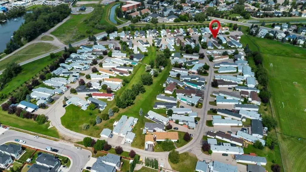 38 Doubletree Way Strathmore AB T1P 1M8