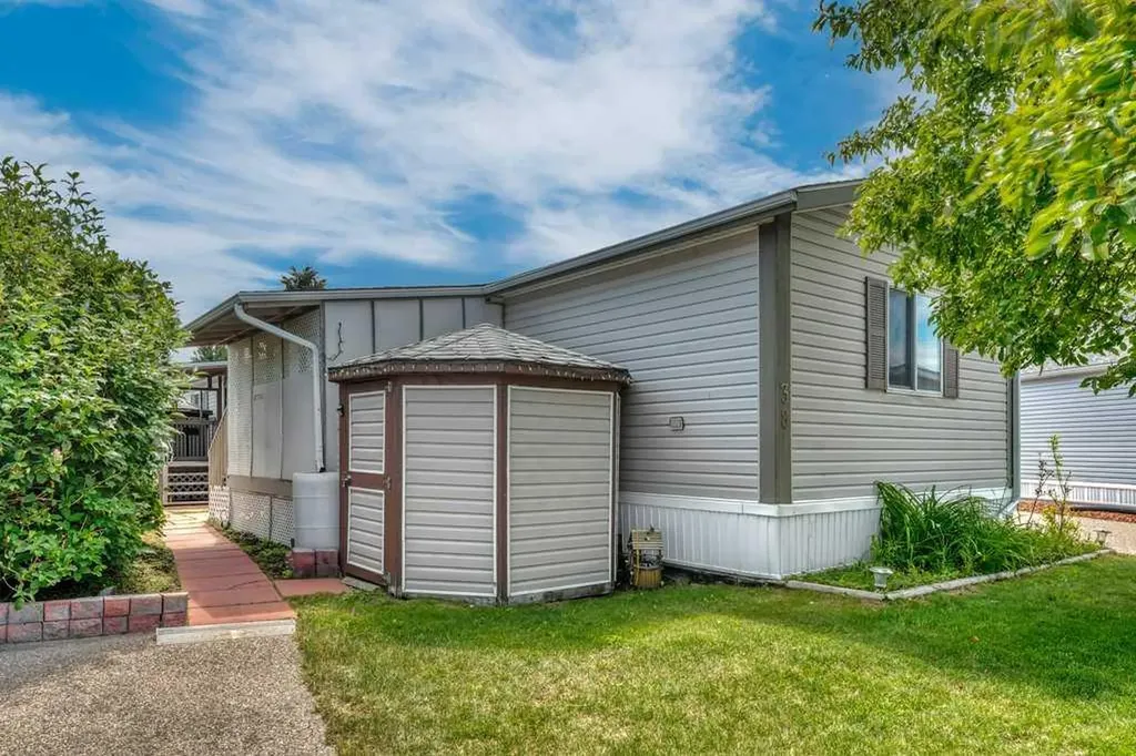 38 Doubletree Way Strathmore AB T1P 1M8