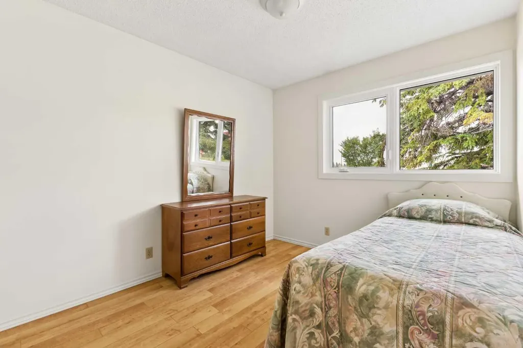 604 Foritana Road SE Calgary AB T2A2B8