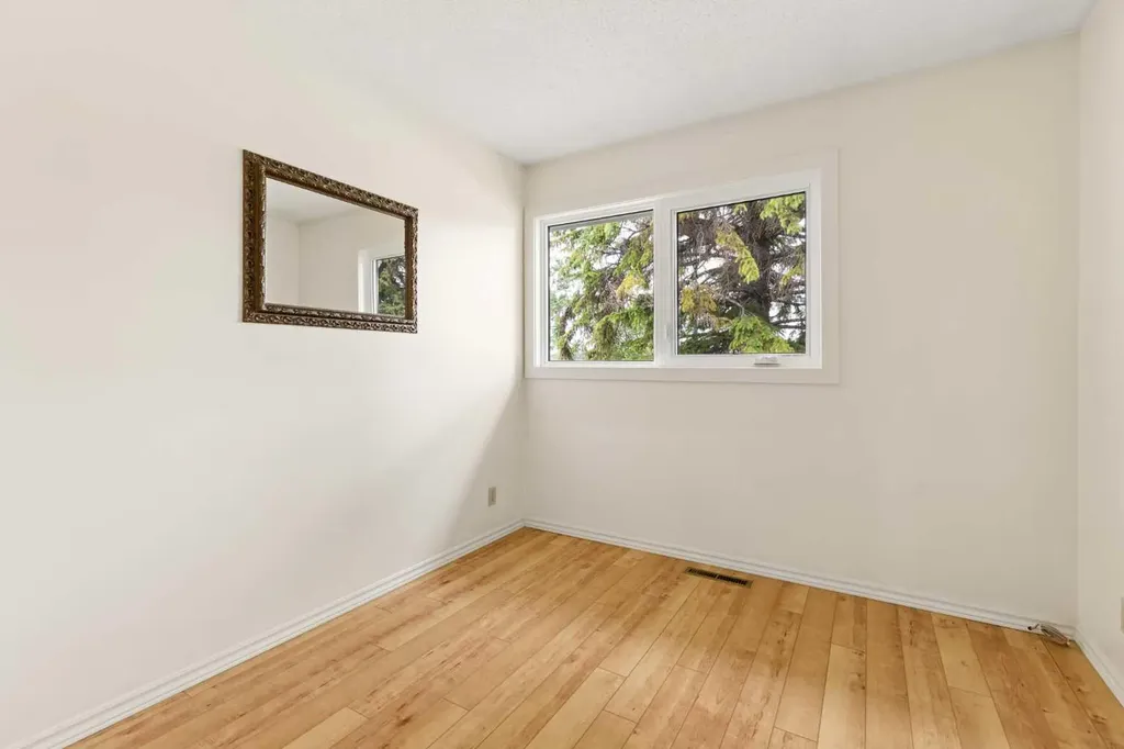 604 Foritana Road SE Calgary AB T2A2B8
