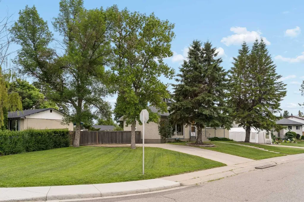 604 Foritana Road SE Calgary AB T2A2B8