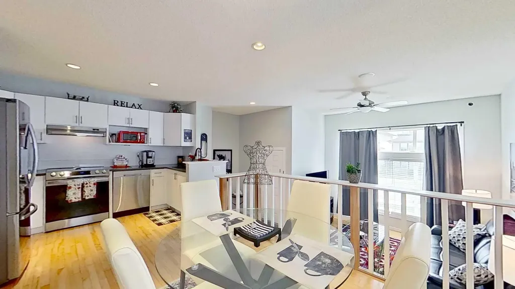 7 Bridlecrest Boulevard SW Calgary AB T2Y 4X9