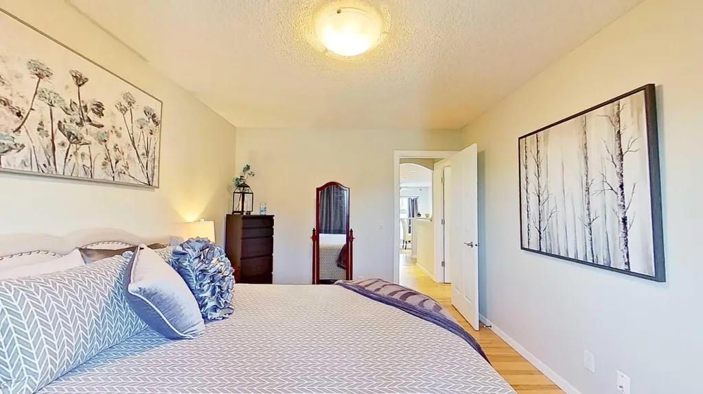 7 Bridlecrest Boulevard SW Calgary AB T2Y 4X9