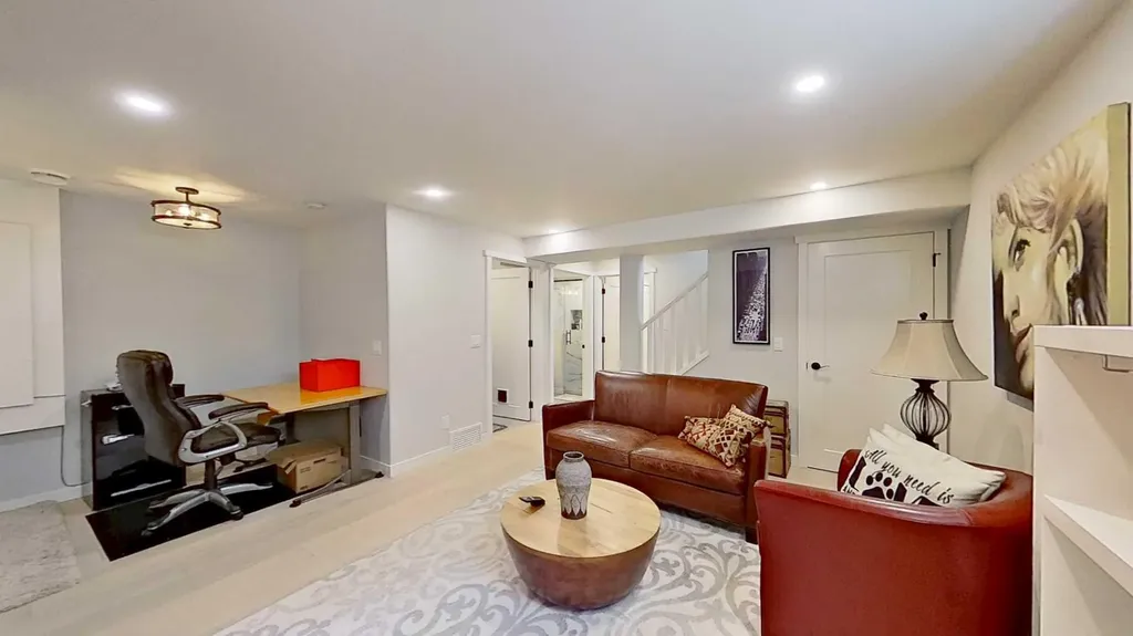 7 Bridlecrest Boulevard SW Calgary AB T2Y 4X9