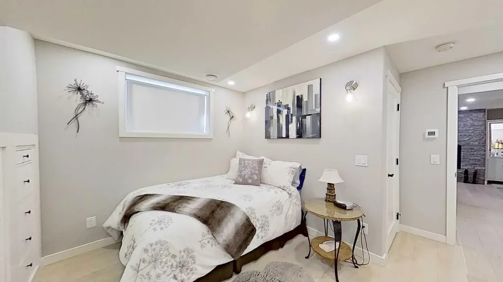 7 Bridlecrest Boulevard SW Calgary AB T2Y 4X9