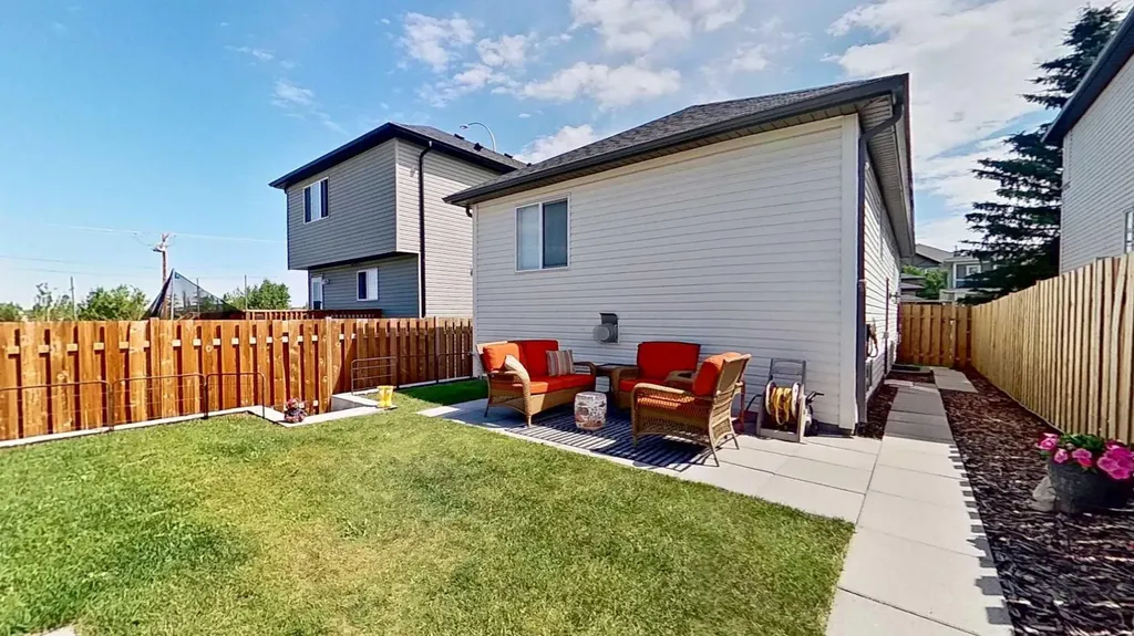 7 Bridlecrest Boulevard SW Calgary AB T2Y 4X9