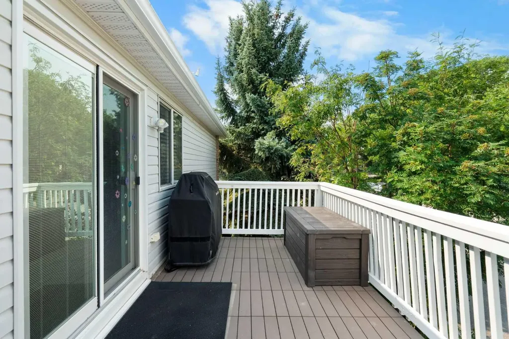 38 Hidden Spring Circle NW Calgary AB T3A 5H3