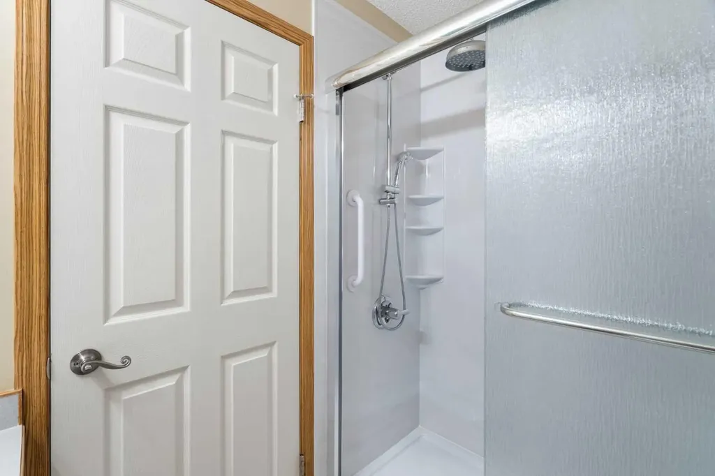 38 Hidden Spring Circle NW Calgary AB T3A 5H3