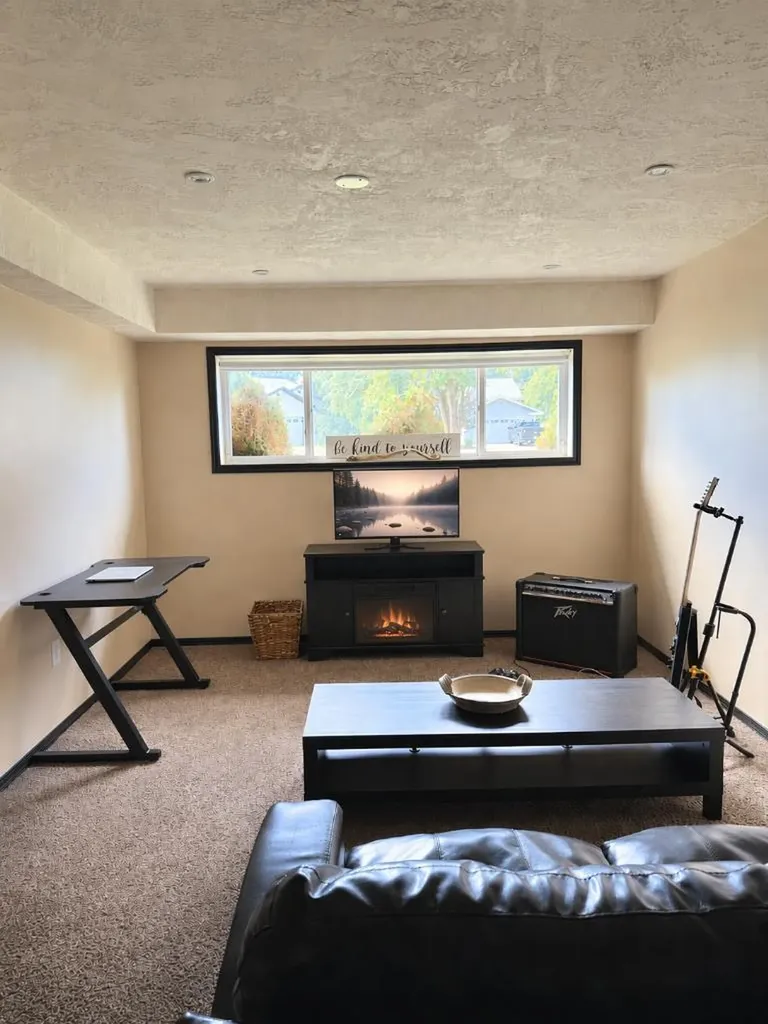 4408 56th Avenue High Prairie AB T0G 1E0