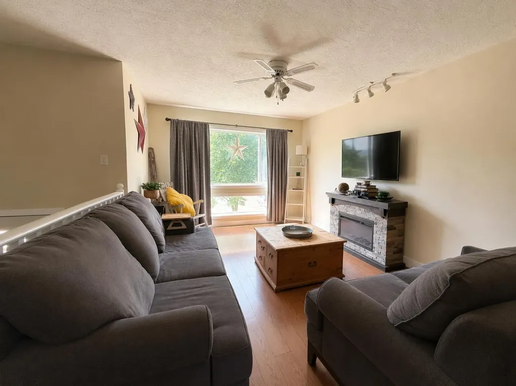 4408 56th Avenue High Prairie AB T0G 1E0