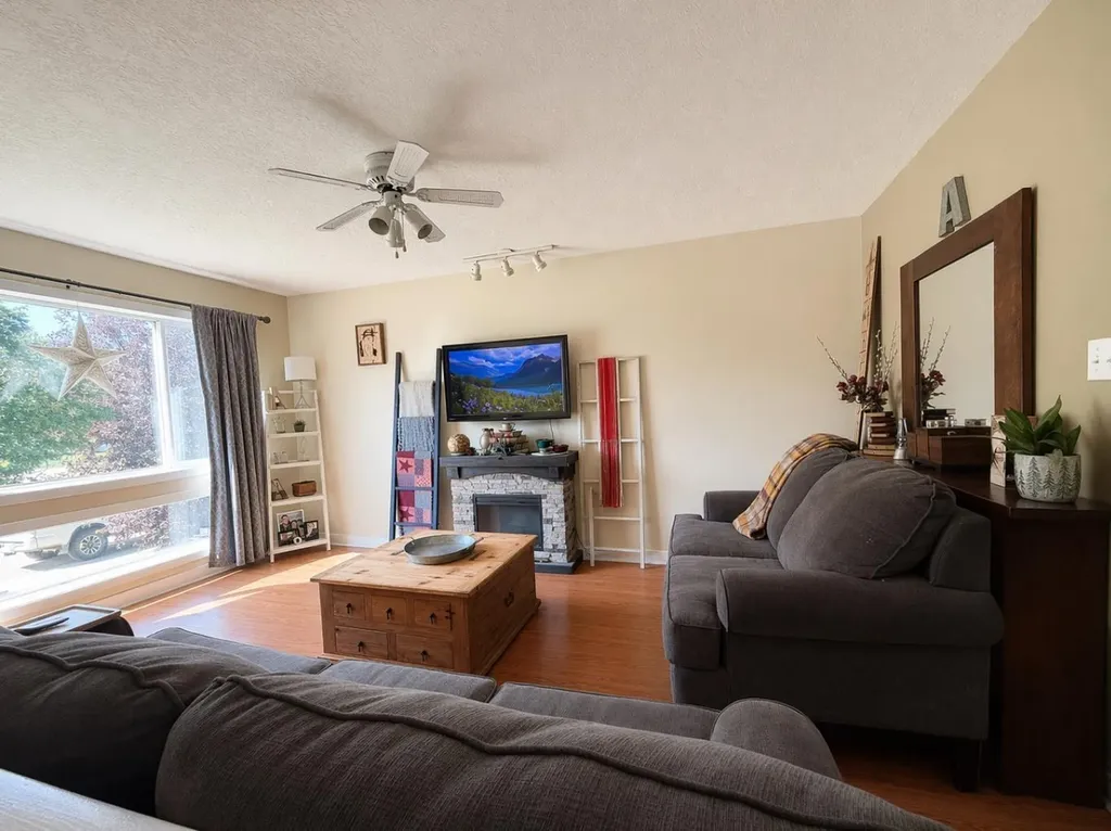 4408 56th Avenue High Prairie AB T0G 1E0