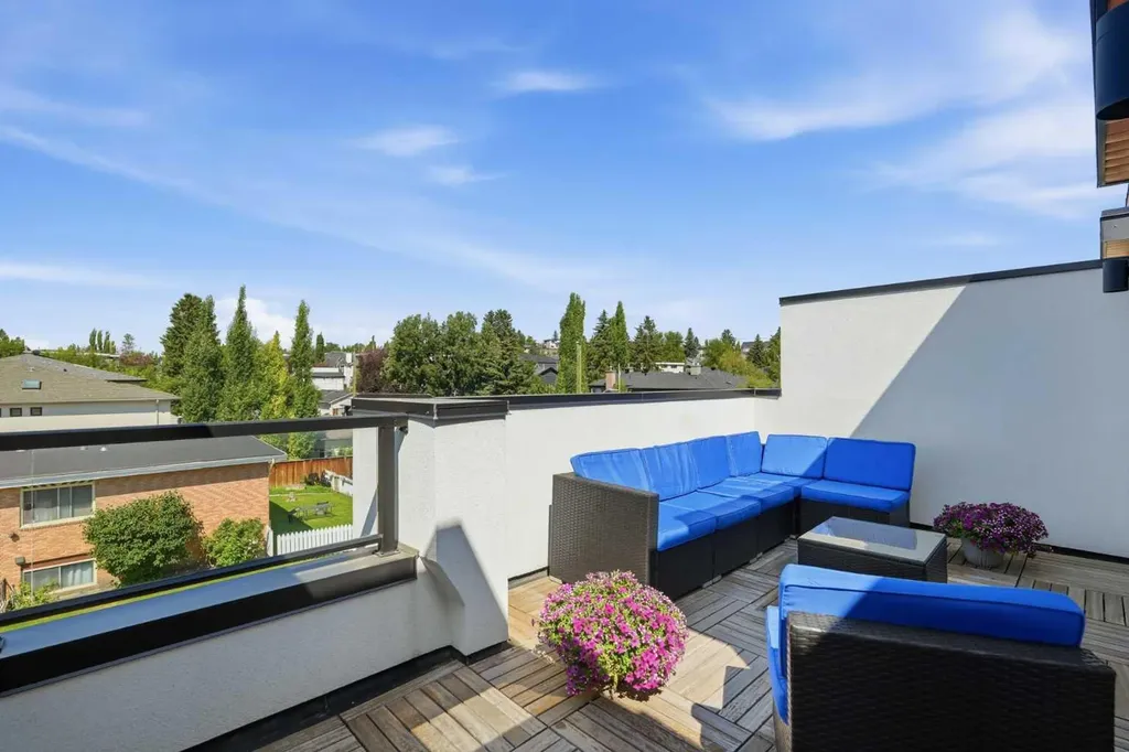 3250 18 Street SW Calgary AB T2T 6S5