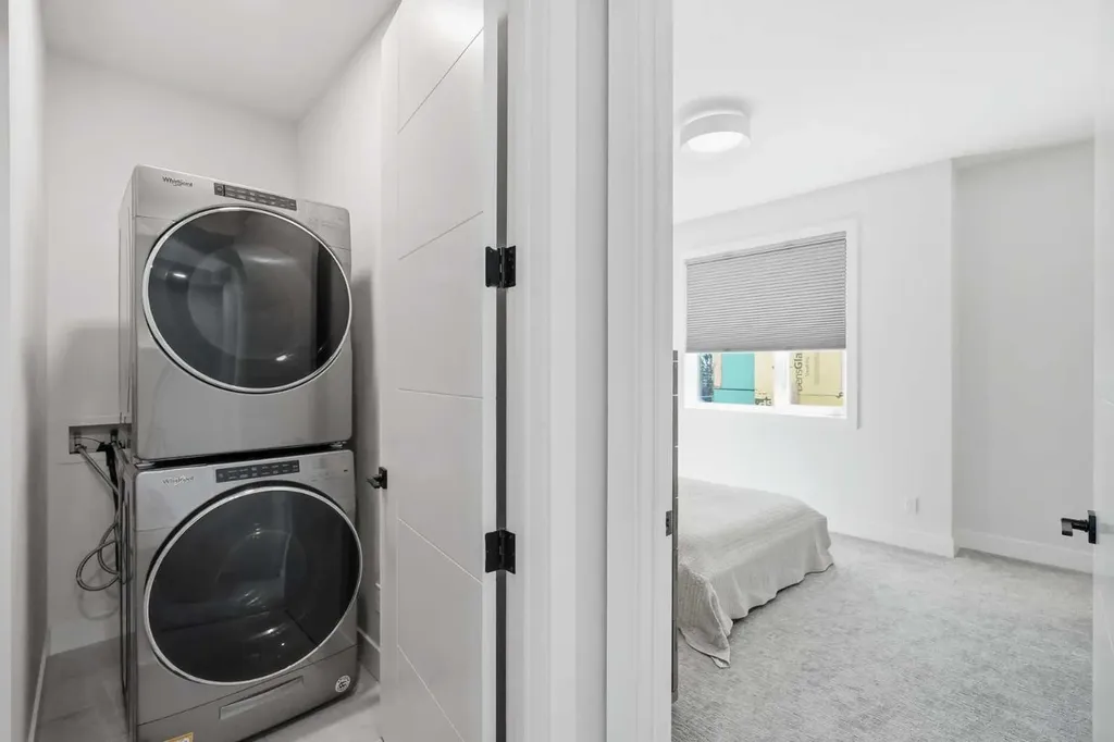 3250 18 Street SW Calgary AB T2T 6S5