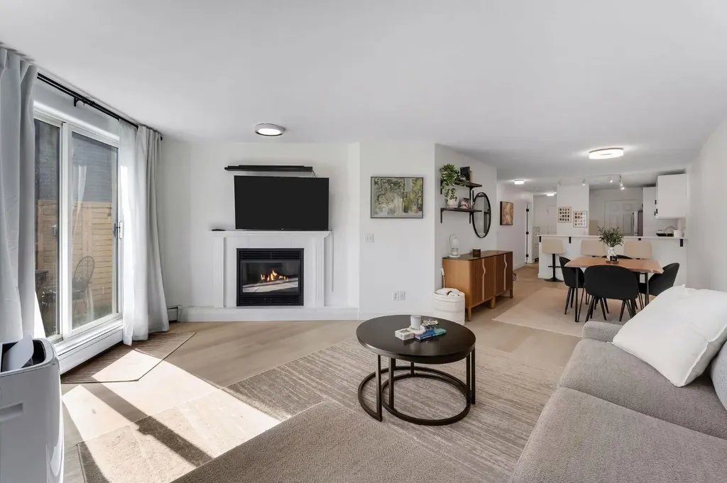 705 56 Avenue SW Calgary AB T2V 0G9