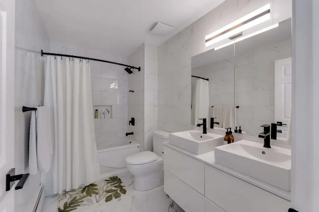 705 56 Avenue SW Calgary AB T2V 0G9
