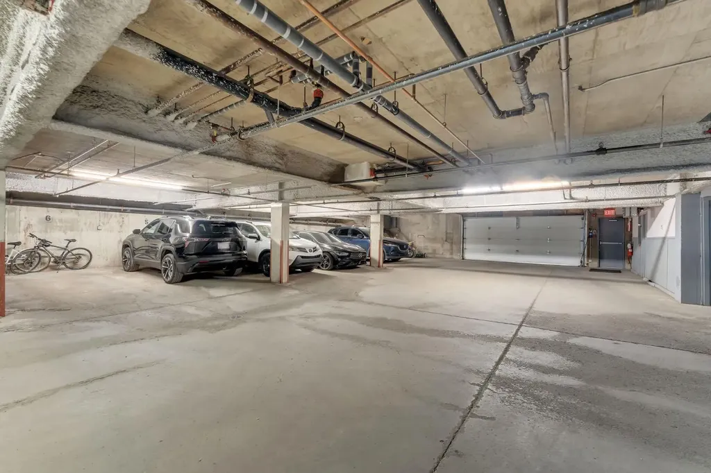 705 56 Avenue SW Calgary AB T2V 0G9