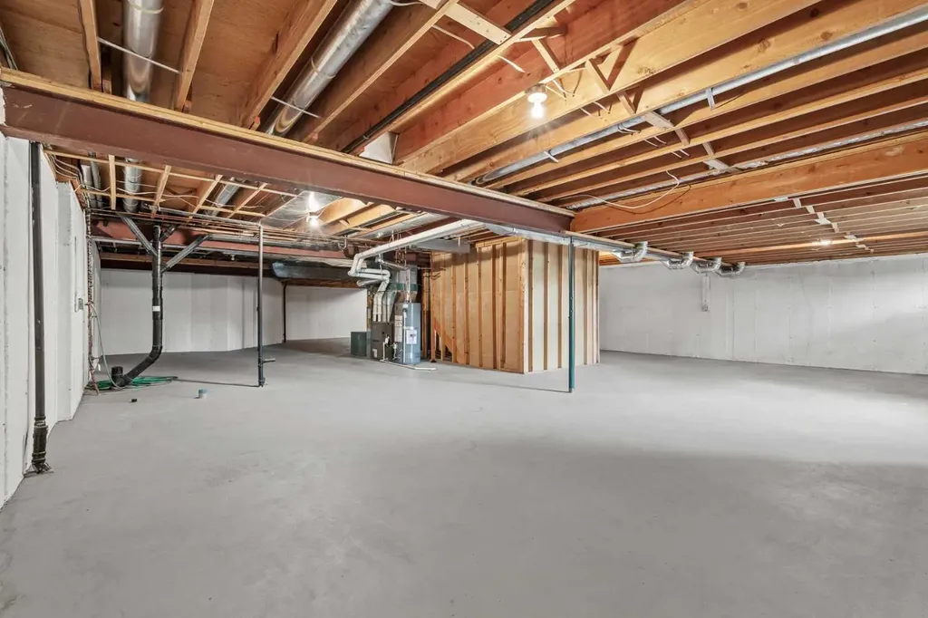 1901 Varsity Estates Drive NW Calgary AB T3B 4T7