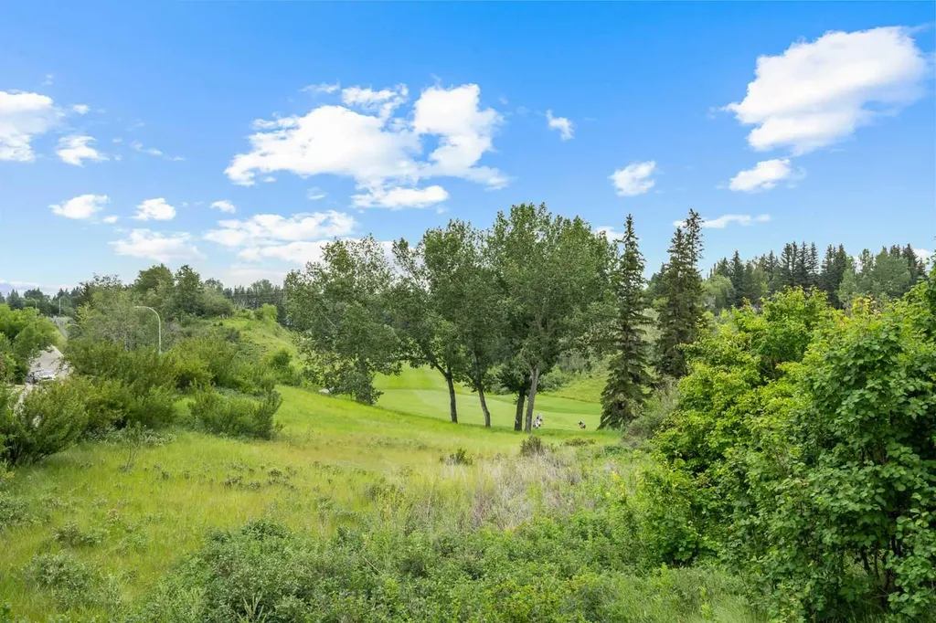 1901 Varsity Estates Drive NW Calgary AB T3B 4T7